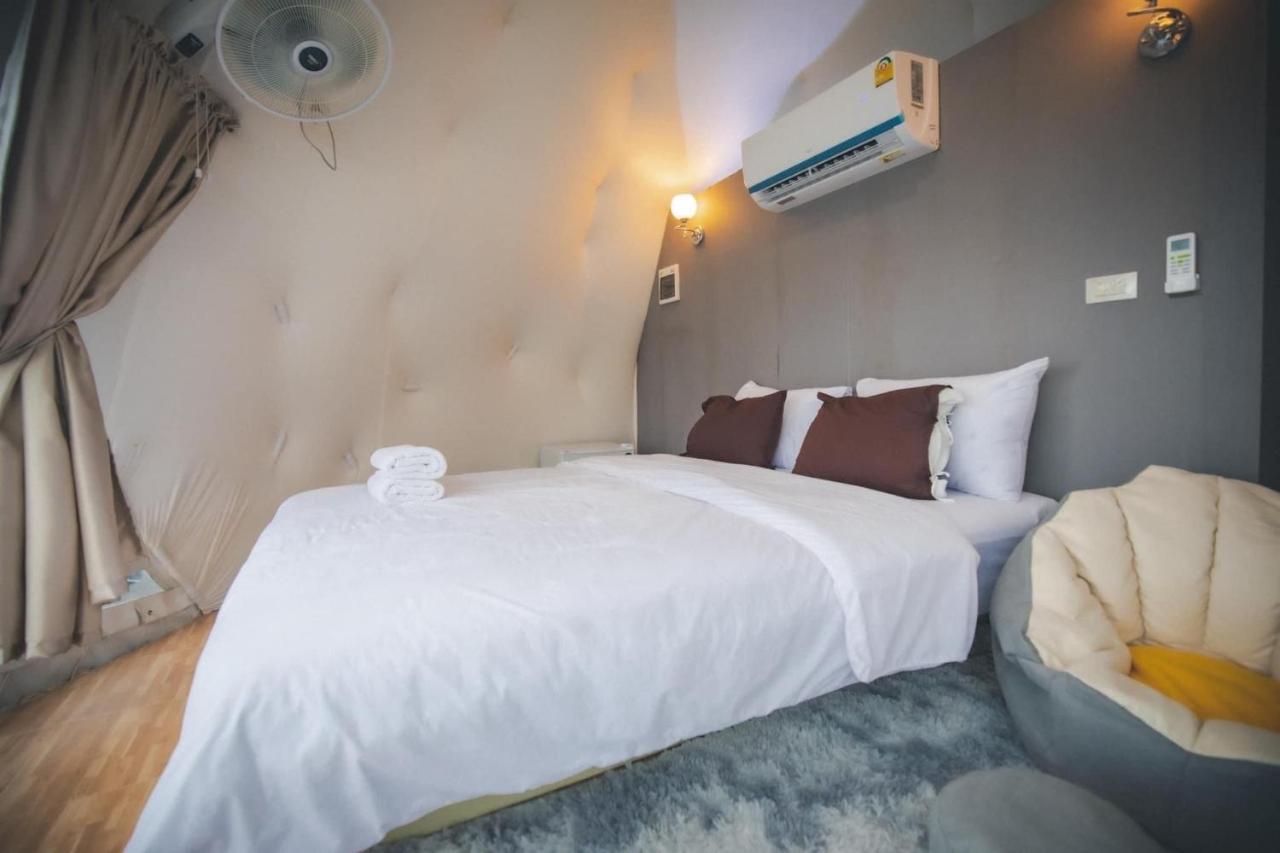 นรดีฮิวล์ รีสอร์ต เขาแผงม้า วังน้ำเขียว Hotell Ban Sap Bon  Exteriör bild